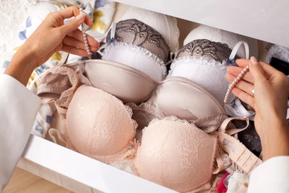 What To Wear After a Breast Lift